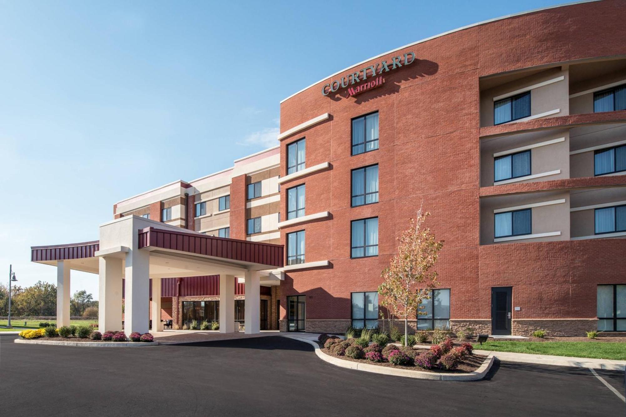 Courtyard By Marriott Shippensburg Hotel Buitenkant foto